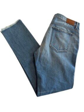 NWT Ei8ht Dreams Slim Boyfriend Distressed Denim Blue Jeans 31